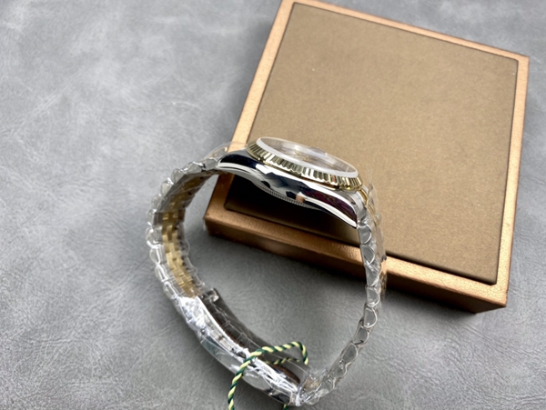 激安ロレックス内部構造